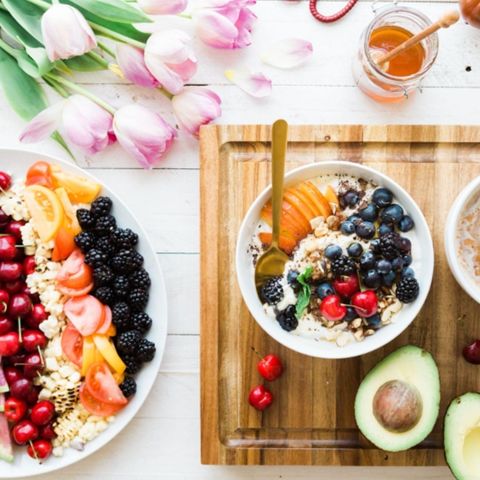 Why does weight loss for PCOS go beyond counting calories and energy balance?